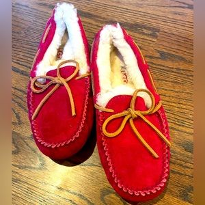 Ugg red slippers - 5